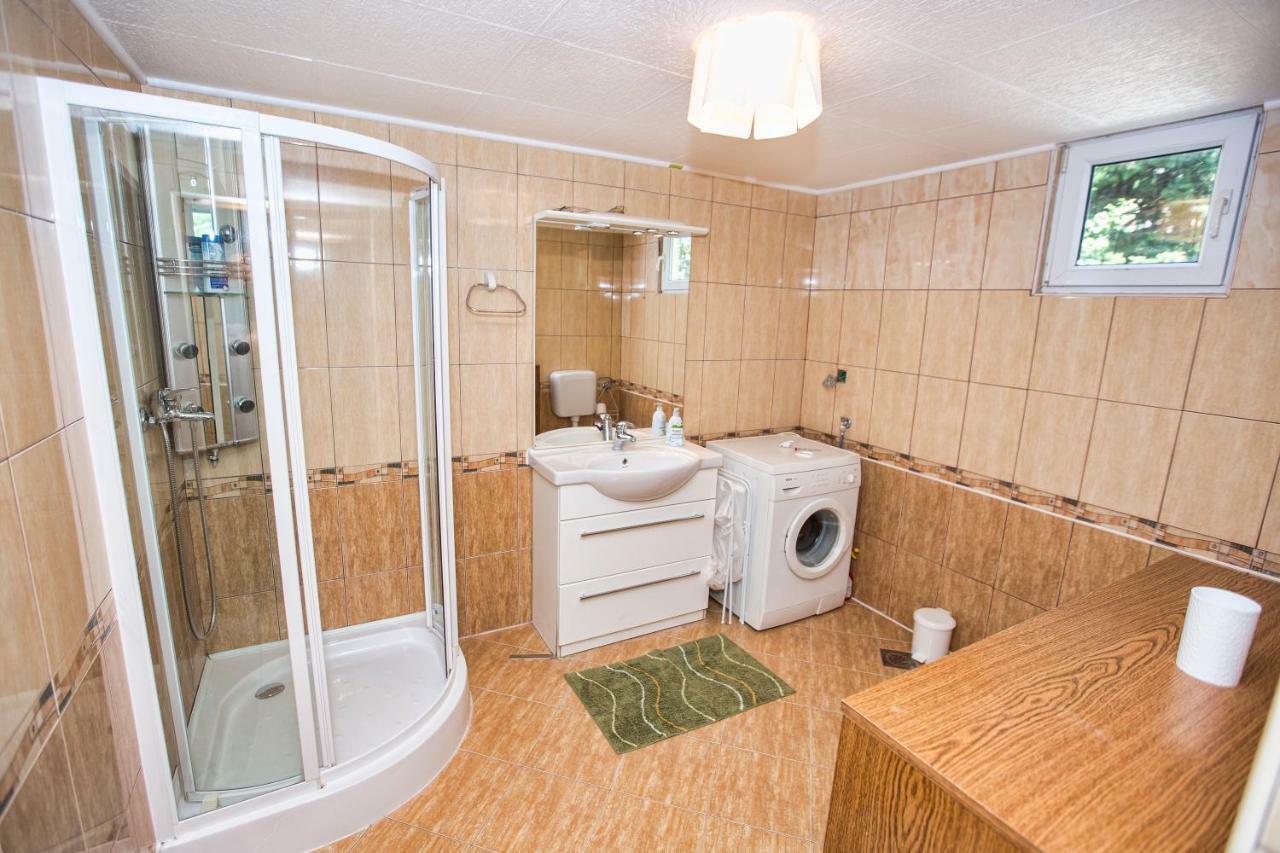 קרלובג Vacation House Anna מראה חיצוני תמונה