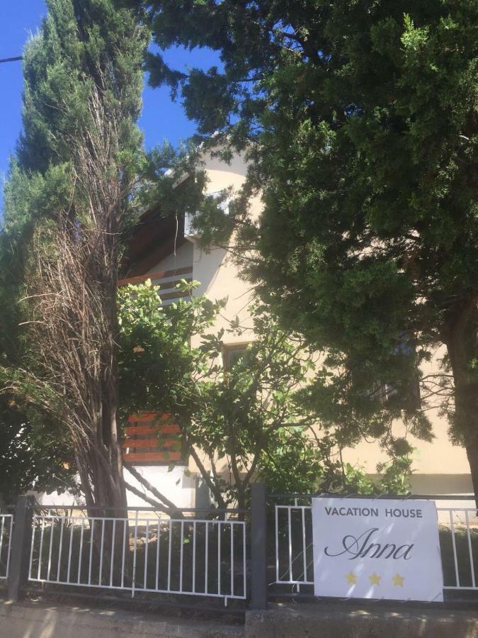 קרלובג Vacation House Anna מראה חיצוני תמונה